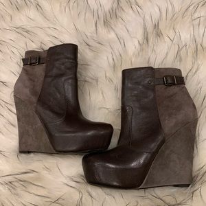 Jessica Simpson Brown Booties
